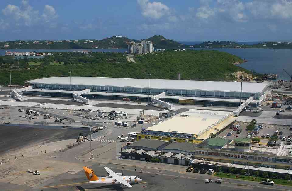 Aeropuerto internacional Princesa Juliana