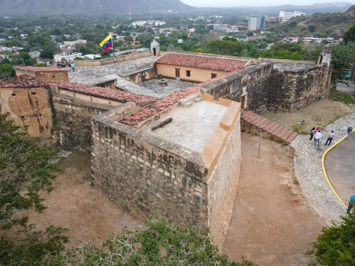 Castillo de Santa Rosa en La Asunción