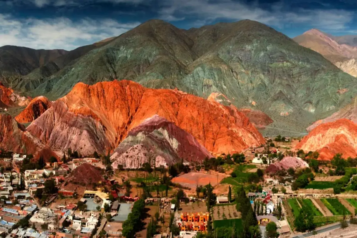 Cerro de los Siete Colores