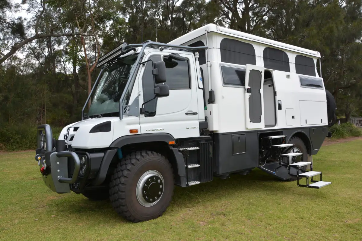 EarthCruiser Explorer- El Unimog Australiano