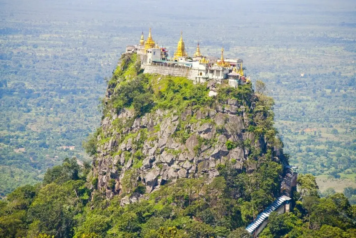 Monte Popa: El Olimpo de los Espíritus (Myanmar)